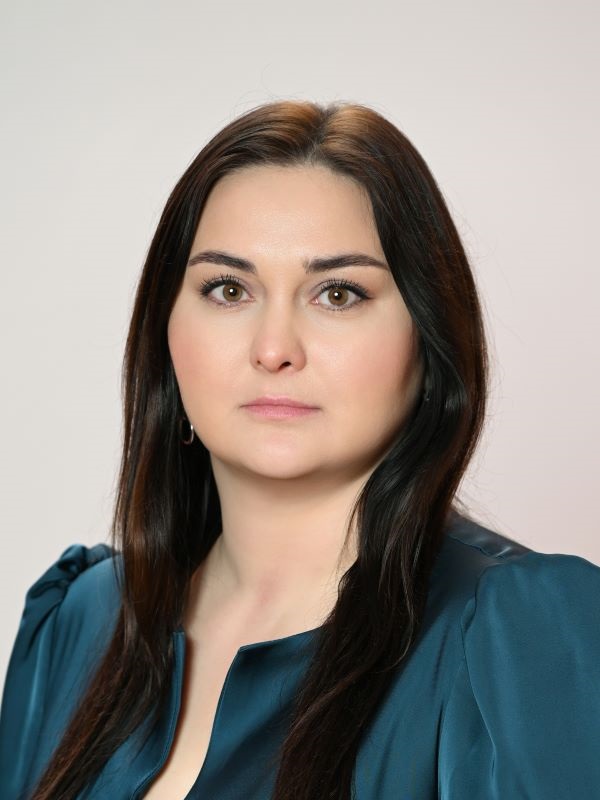 Бирюкова Марина Андреевна.