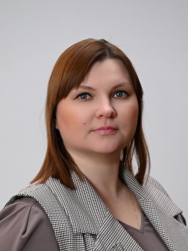 Никифорова Людмила Владимировна.